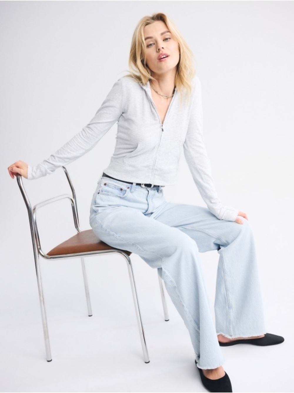 Abercrombie & Fitch High Rise Loose Jean Curve Love